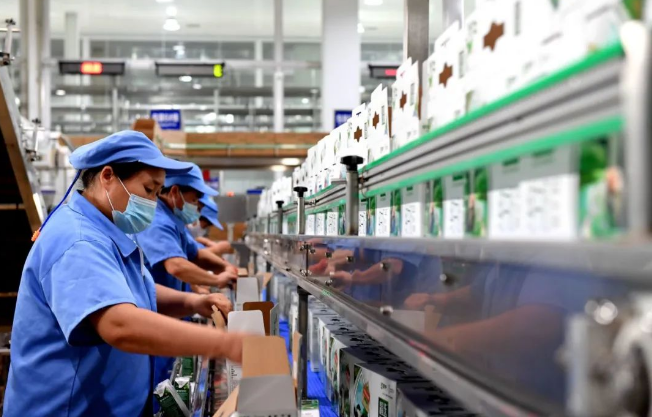 二十四節氣看蒙牛 | 秋分相約衡水之濱 走進工廠品鮮香